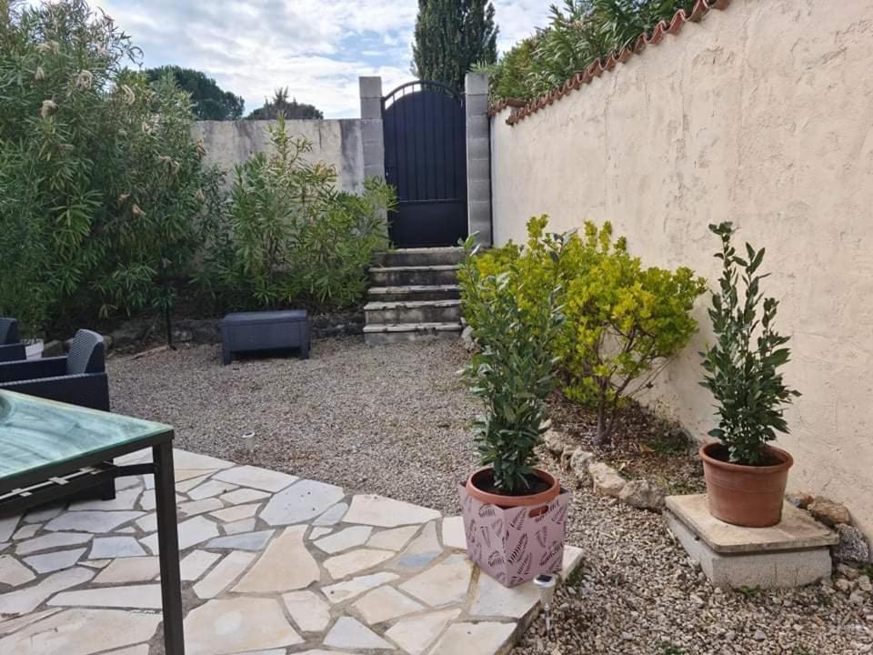 Studio Climatise Dans Villa Calme A 15Km De Cannes ペメナード エクステリア 写真